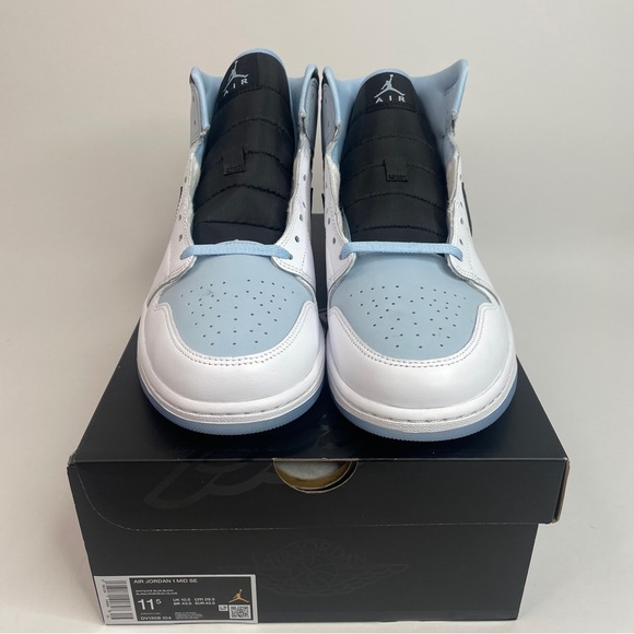 Nike Air Jordan 1 Retro Mid SE “UNC/Ice Blue” 2023 - Picture 2 of 4